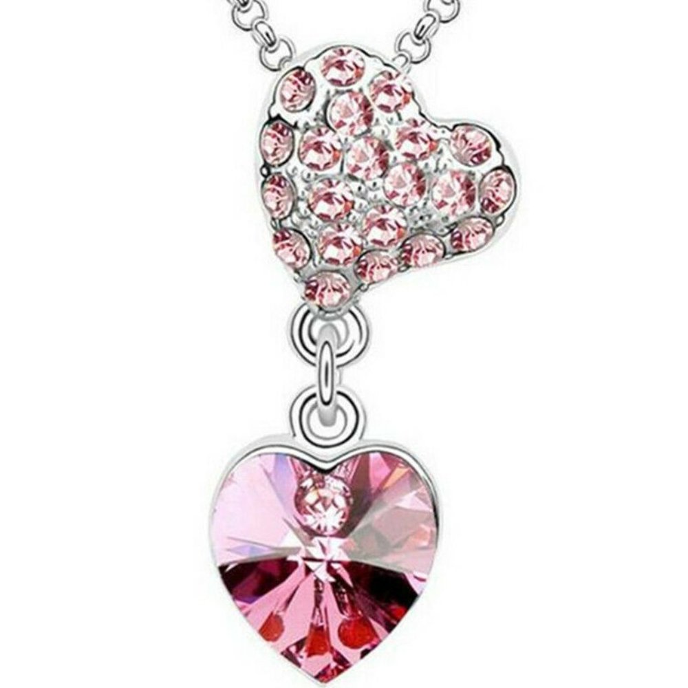 NWOT Adorable Crystal Drop Heart Necklace